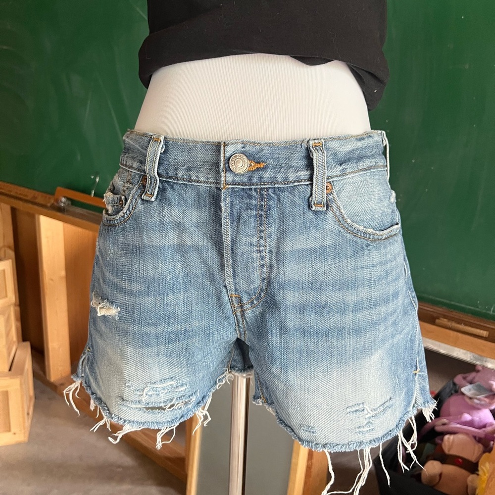 COPY - Levi’s cut offs some distressing
